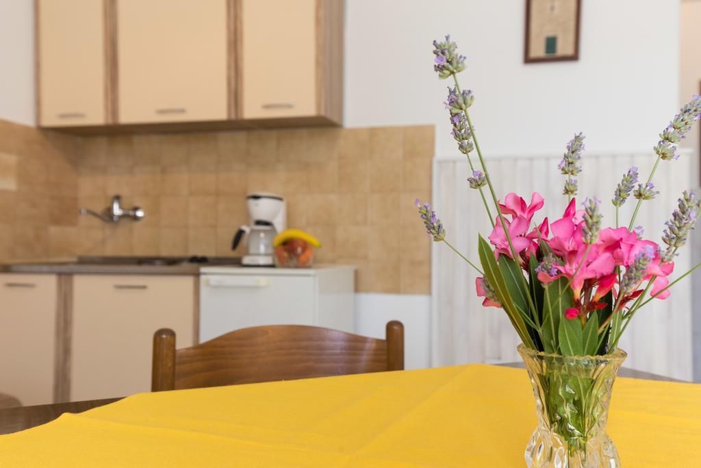 Apartment Milka Krk Town Extérieur photo